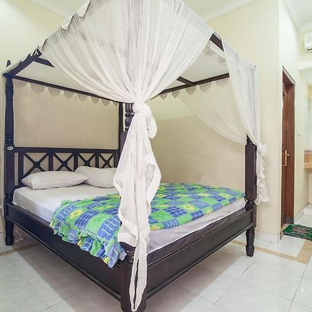 Lori Beach Inn Seminyak Rom bilde
