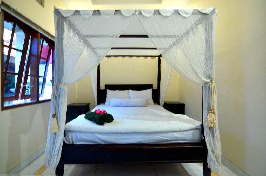 Lori Beach Inn Seminyak Eksteriør bilde