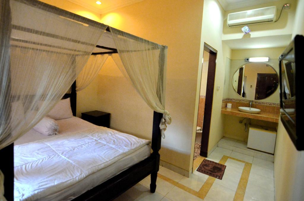 Lori Beach Inn Seminyak Eksteriør bilde